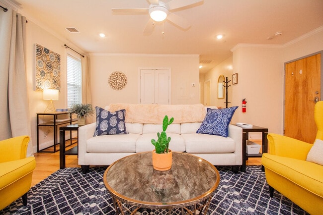 Photo - 1008 Tremont St Unit SI ID1586657P