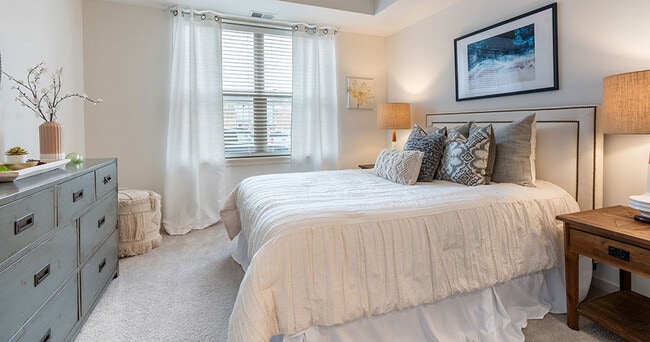 Photo - Deer Park Crossing Apartments