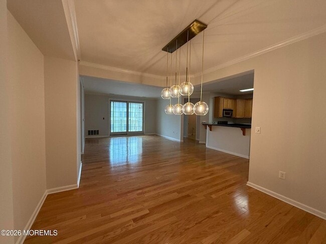 Photo - 33 Cooper Ave Unit 409