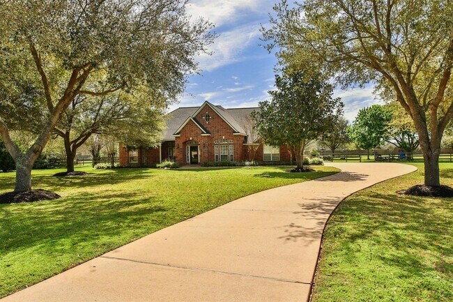 Building Photo - 4426 Thaddeus Ct