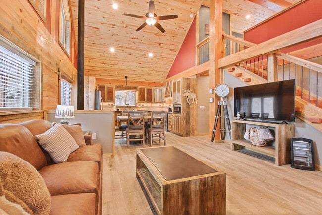 Photo - 96 Shilo Dr Unit ID1250643P