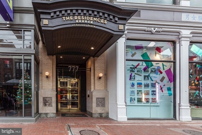 Building Photo - 777 7th St NW Unit 1014