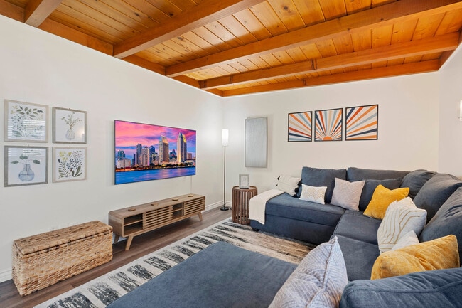 Building Photo - 4355 Cannington Dr Unit ID1024480P