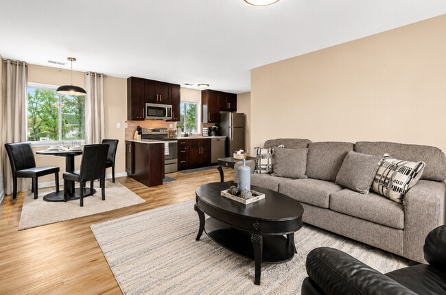 Building Photo - 18340 Mesle St Unit SI FL2-ID1032351P
