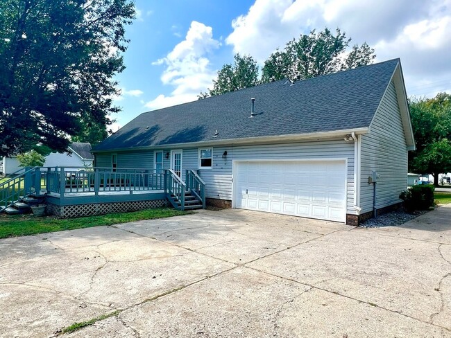 Photo - 10308 Roanoke Dr