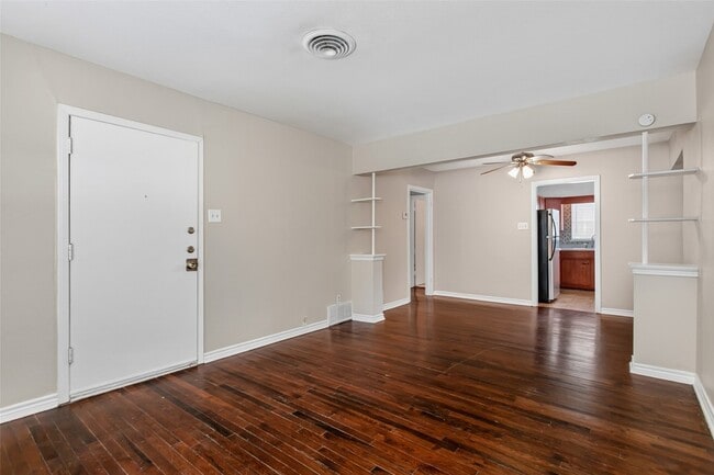 Photo - 10943 Desdemona Dr
