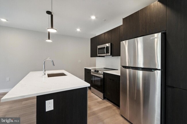 Building Photo - 3449 Scotts Ln Unit A317