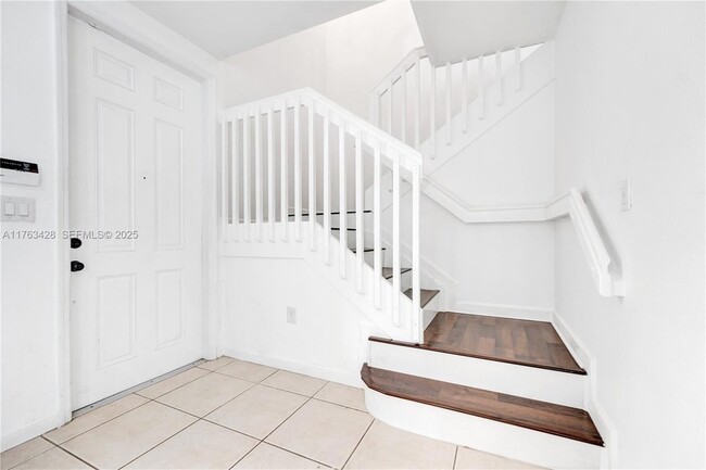 Photo - 1555 NE 33rd Rd