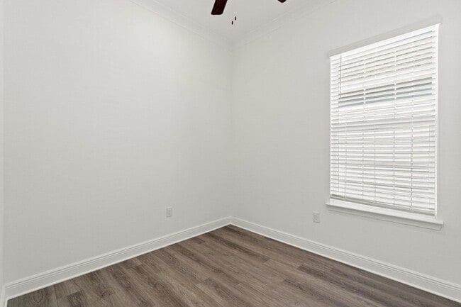 Photo - 212 Kara Lake Dr