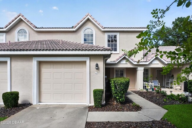 Building Photo - 42 Golf Villa Dr