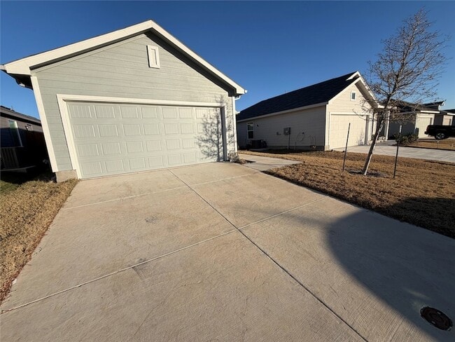 Photo - 9012 Red Fox Trl