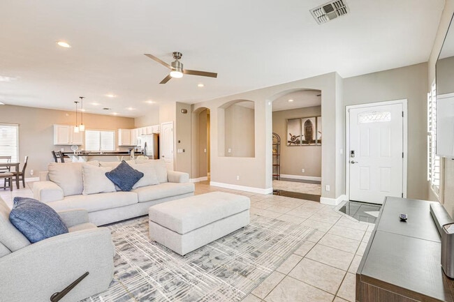 Photo - 11882 W Washington St Unit SI ID1385664P