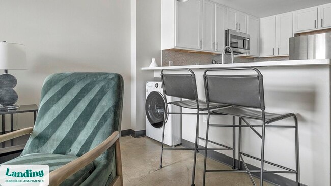 Photo - 2021 10th Ave S Unit 1219.1402921