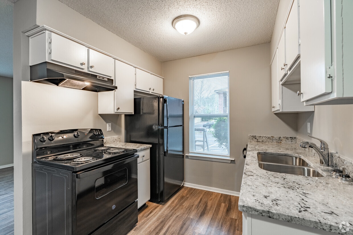 Floor Plan - End Unit Two Bedroom