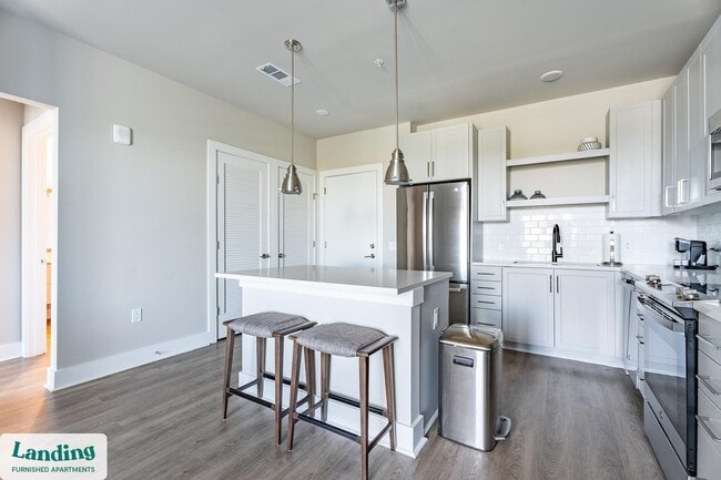 Building Photo - 300 E Broad St Unit 322.1412145