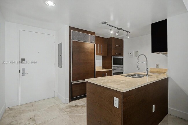 Photo - 485 Brickell Ave Unit 2209