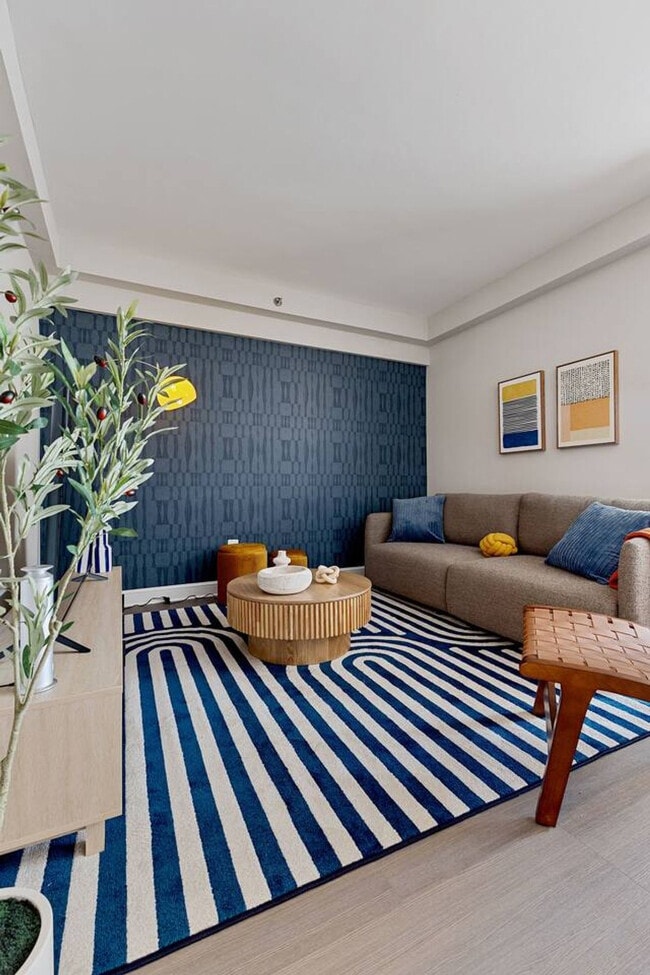 Building Photo - 1500 Arlington Blvd Unit ID1310685P