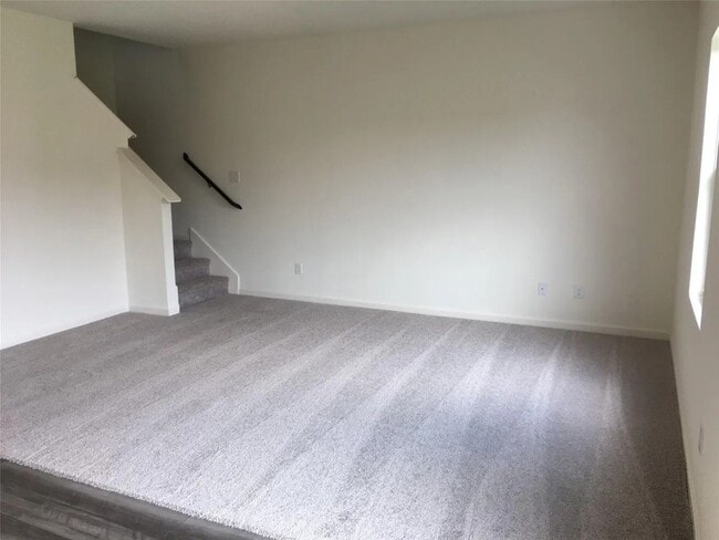Photo - 1661 Hossler Trl