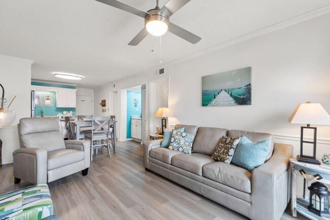 Building Photo - 400 Plantation Rd Unit ID1266174P