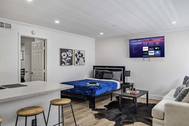 Building Photo - 2216 Hazard St Unit FL2-ID1257734P