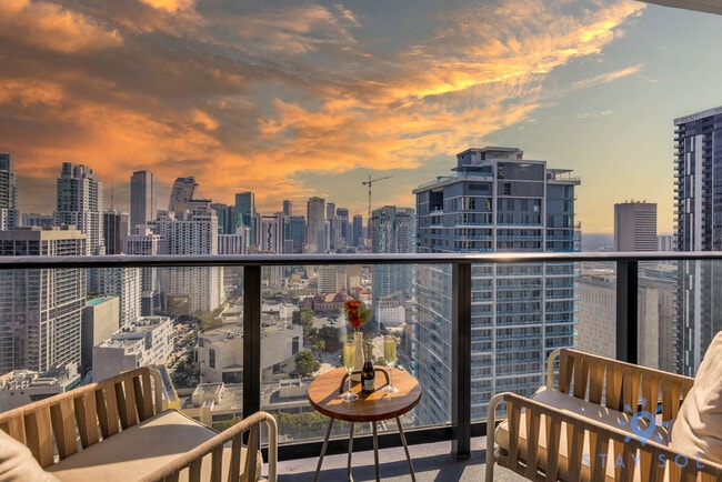 Building Photo - 601 NE 1st Ave Unit ID1227539P