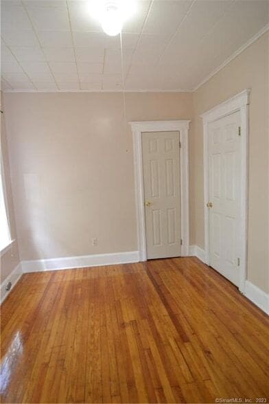 Photo - 166 Dewey St