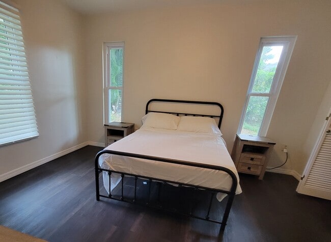 Photo - 2121 9th Ave E