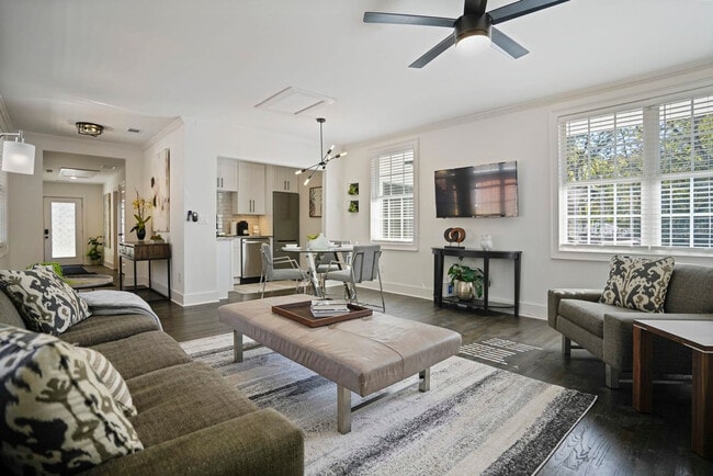 Photo - 975 Shadowridge Dr SE Unit SI ID1475255P