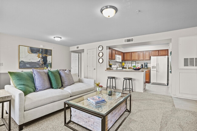 Photo - Nickel Creek Apts