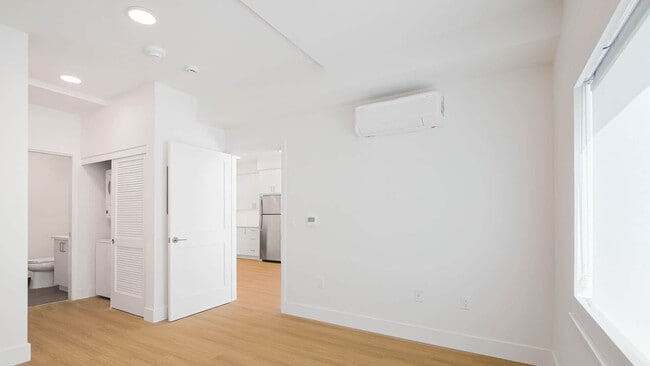 Bedroom with Hard Surface Flooring - Alborada