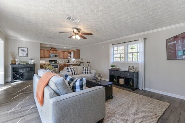 Photo - 196 Etowah Dr Unit ID1234833P