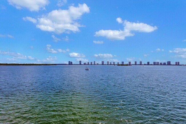 Photo - 100 Shore Ct Unit 304