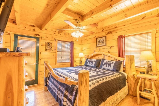 Photo - 419 Sugar Mountain Way Unit ID1266801P