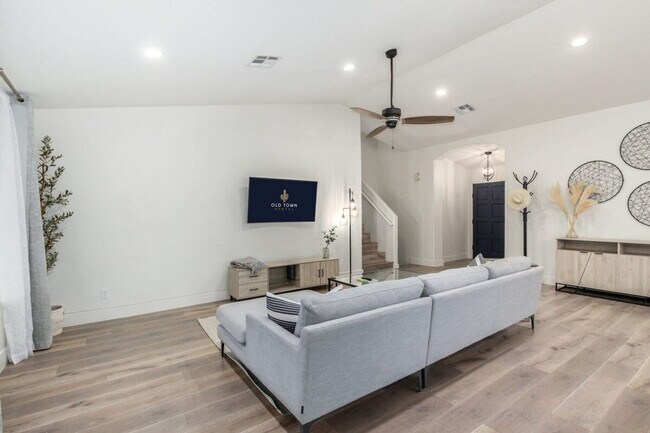 Photo - 2562 E Lynwood St Unit SI ID1558611P