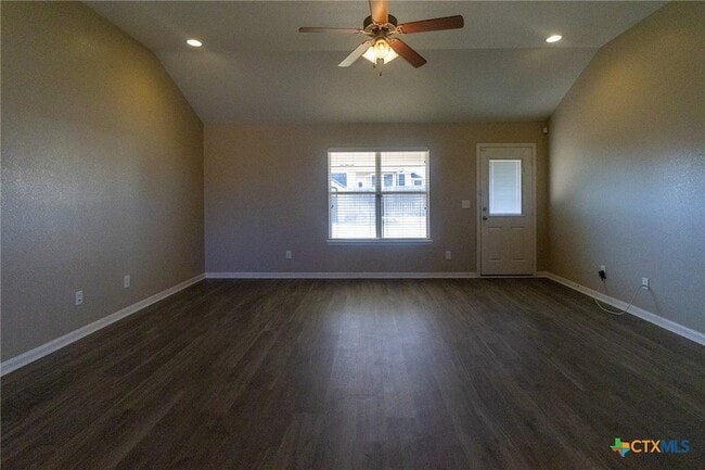 Photo - 217 Pointer St