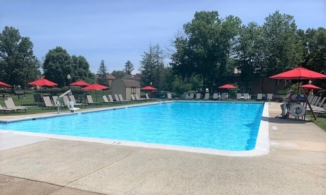 Photo - Metropolitan Tareyton Estates