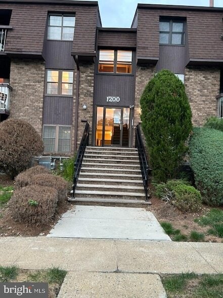 Building Photo - 1231 Country Mill Dr