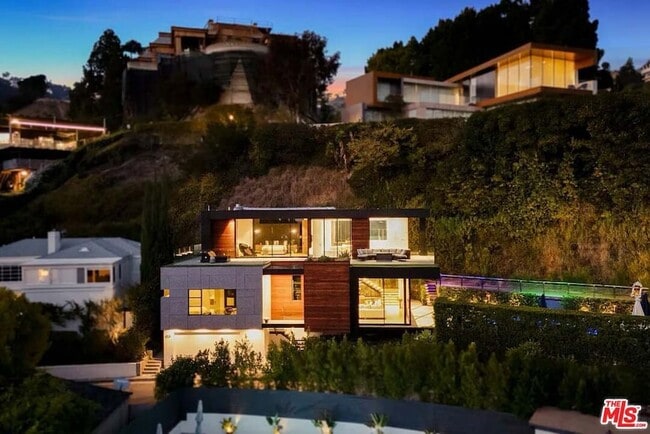 Photo - 1331 Belfast Dr