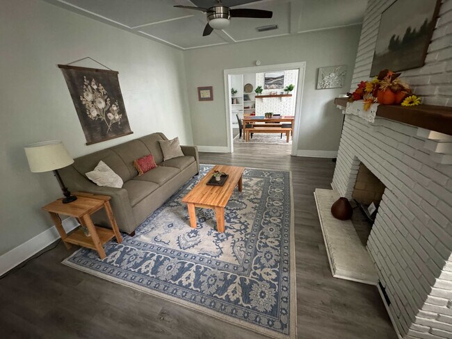 Photo - 402 Michigan Ave Unit ID1043648P