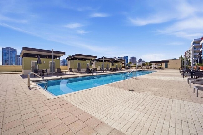 Photo - 1208 E Kennedy Blvd Unit 1121