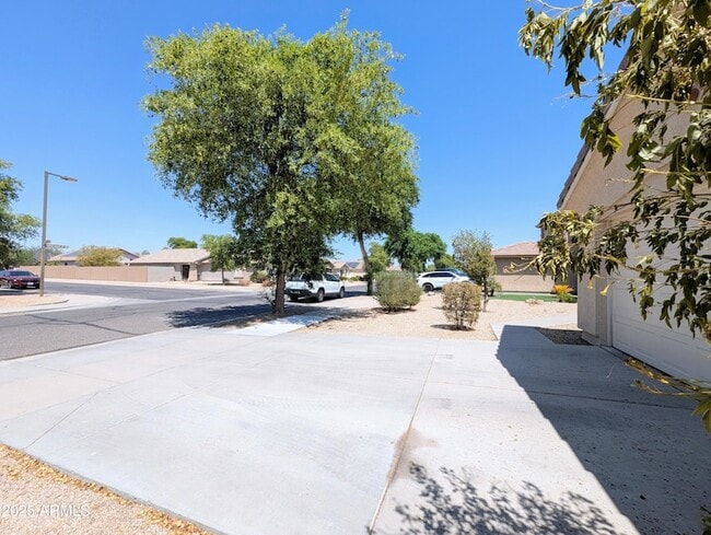 Photo - 13959 W Country Gables Dr