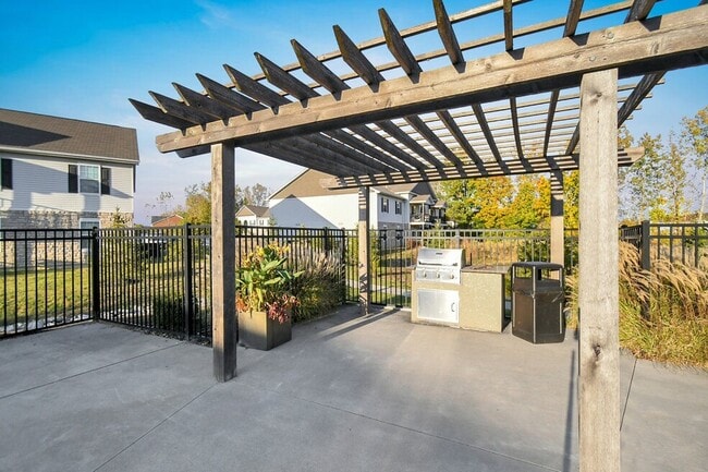 Photo - Crosspoint Apartments