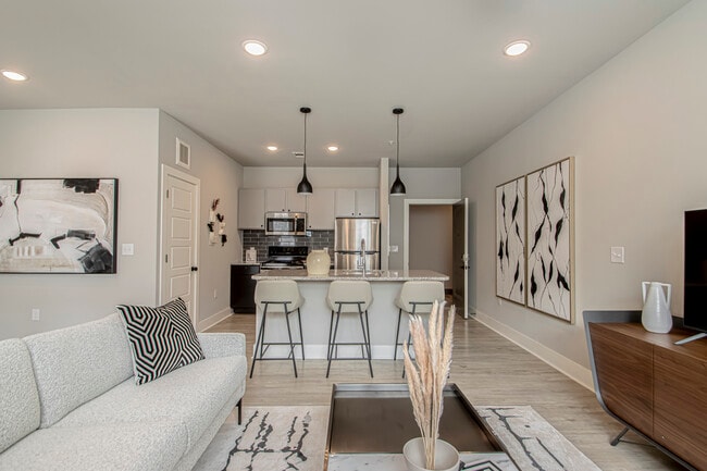 Building Photo - Gateway Woods