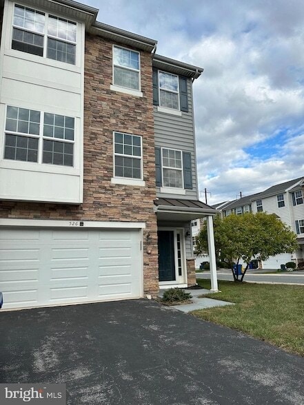 Photo - 526 S Twin Lakes Blvd