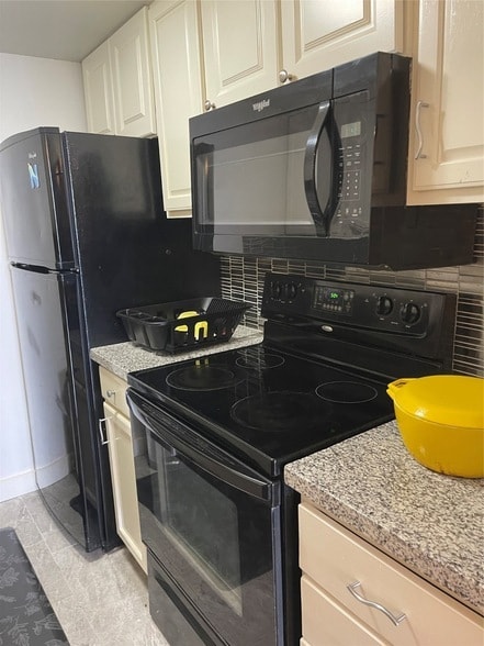 Photo - 7510 Hornwood Dr Unit 1407