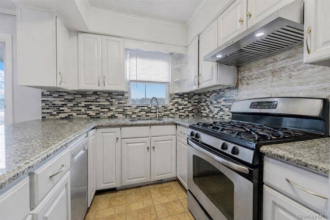 Photo - 120 Woodland Ave