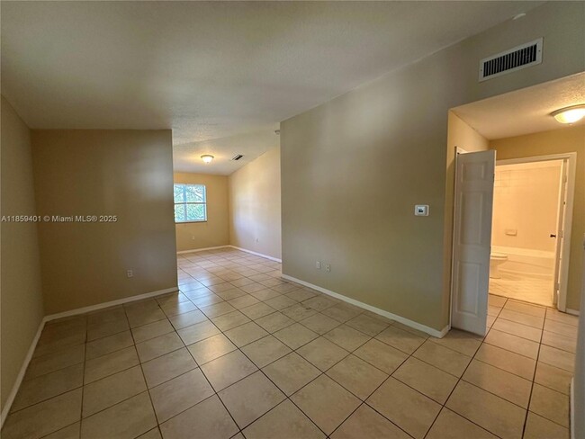 Photo - 1261 SE 31st Ct Unit 20153