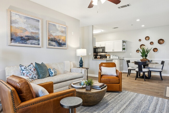 Newly Renovated Two Bedroom with Sunroom - Vinings at Spanish Fort