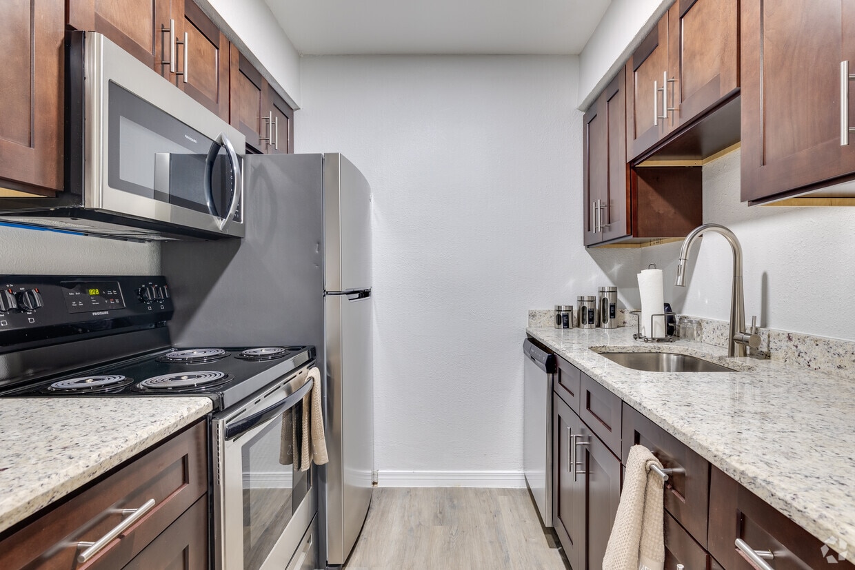 Floor Plan - Large One Bedroom