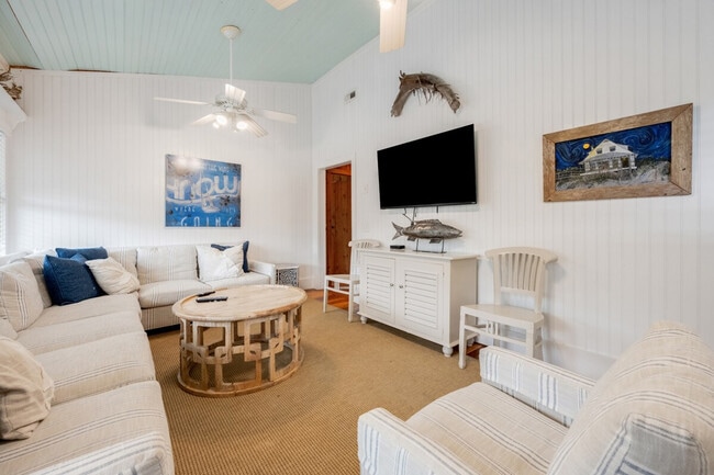 Building Photo - 911 Debordieu Blvd Unit ID1253434P